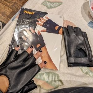 Deluxe Black Costume Fingerless Gloves